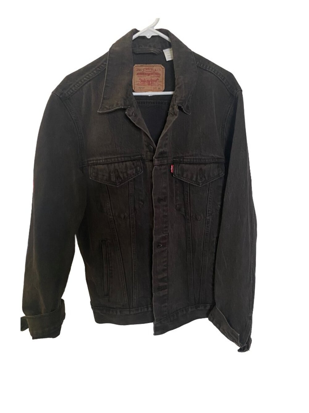 Levi’s black wash denim trucker jacket size XL